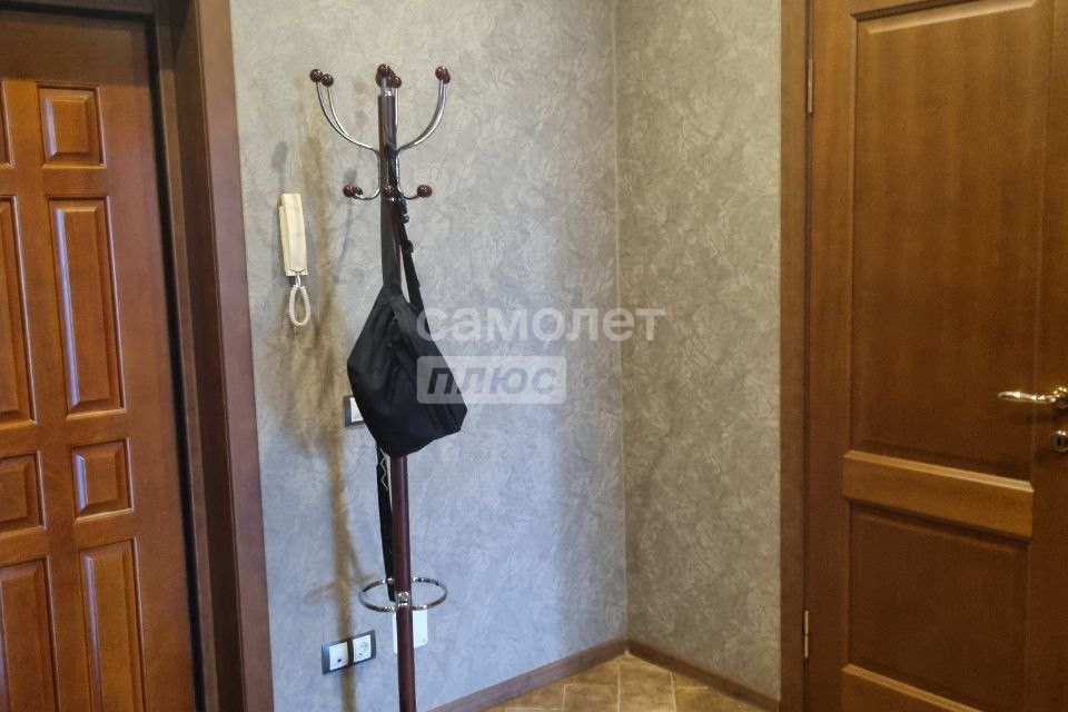 Продаётся 1-комнатная квартира, 47.2 м²