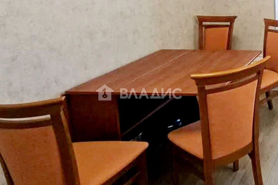 Сдаётся 3-комнатная квартира, 101 м²