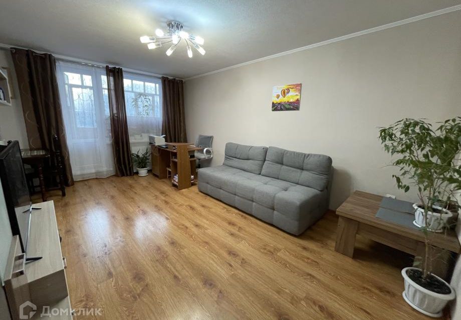 Продаётся 3-комнатная квартира, 59.6 м²