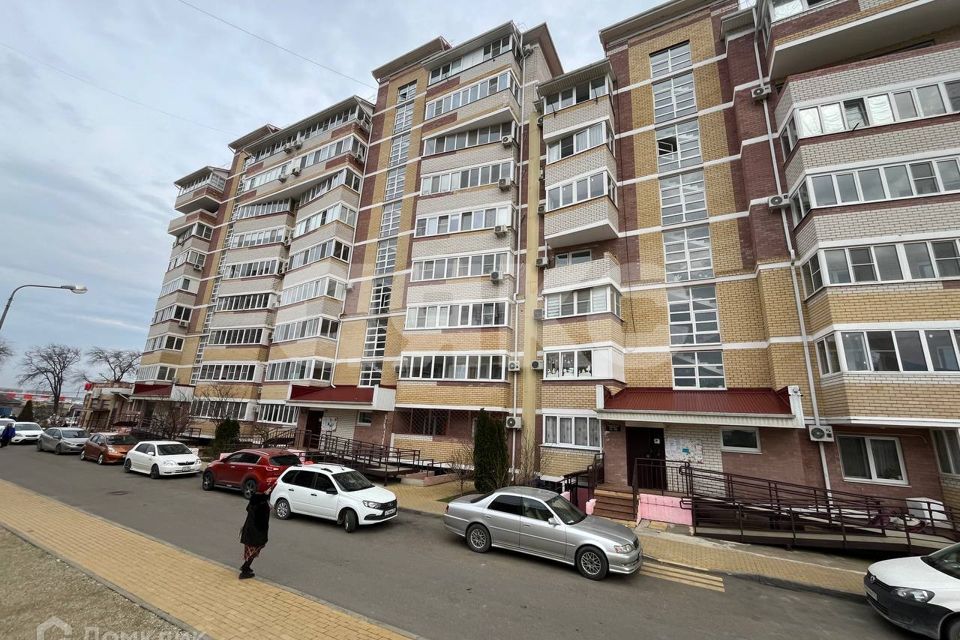 Продаётся 1-комнатная квартира, 43 м²
