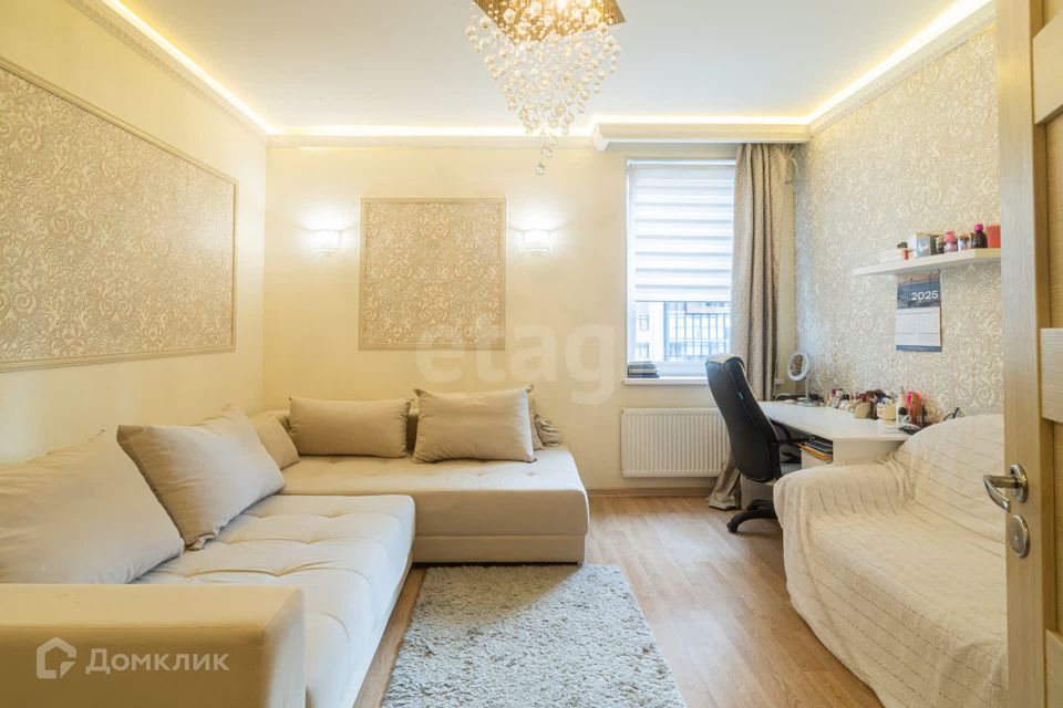 Продаётся 2-комнатная квартира, 58.2 м²