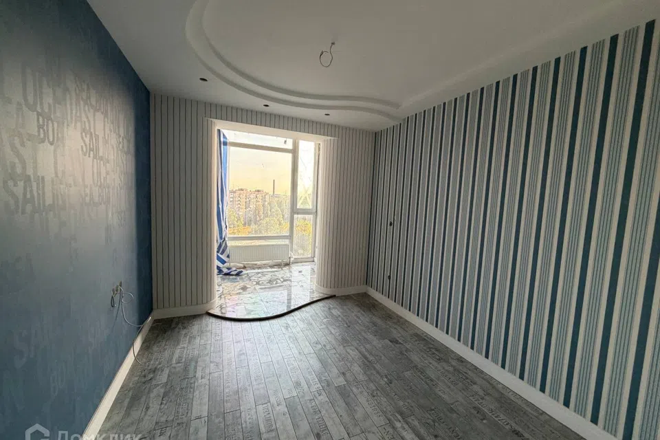 Продаётся 4-комнатная квартира, 90 м²