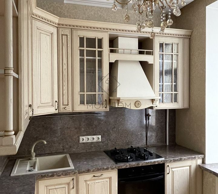 Сдаётся 4-комнатная квартира, 100 м²