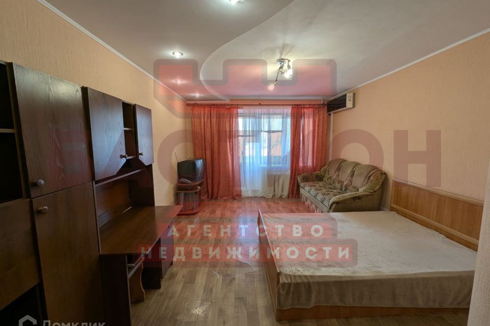Продаётся 1-комнатная квартира, 35.6 м²