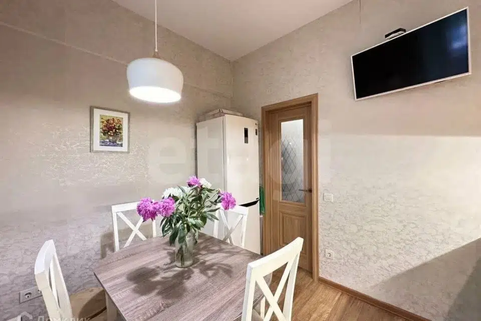 Продаётся 3-комнатная квартира, 68.2 м²