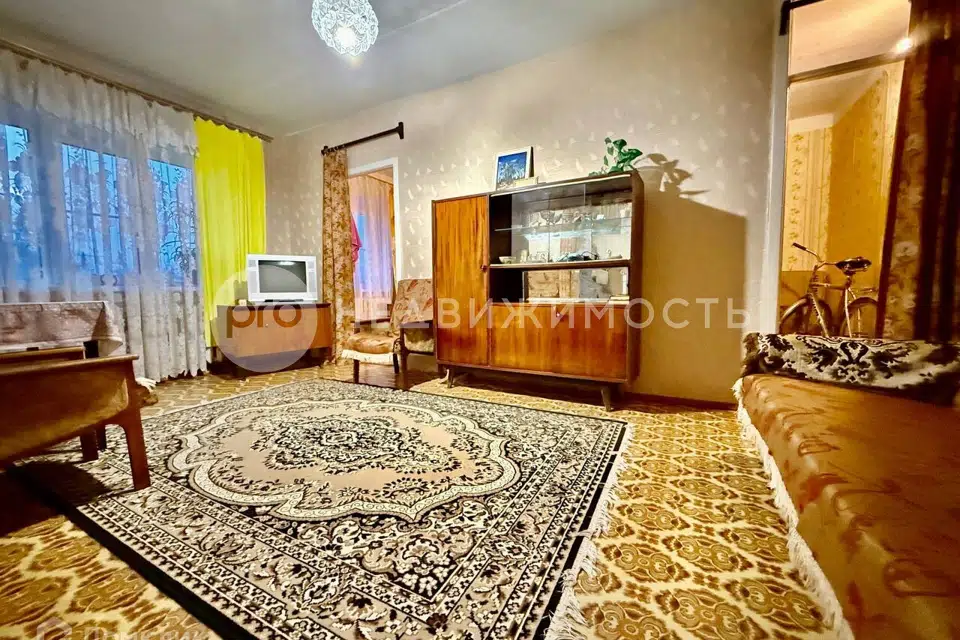 Продаётся 2-комнатная квартира, 42.8 м²