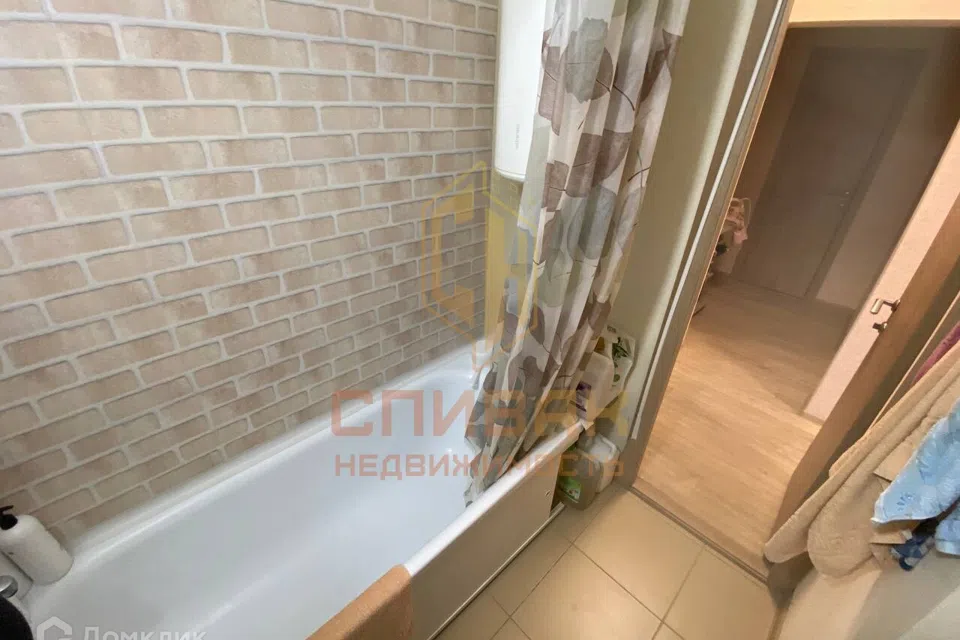 Продаётся 2-комнатная квартира, 64.1 м²