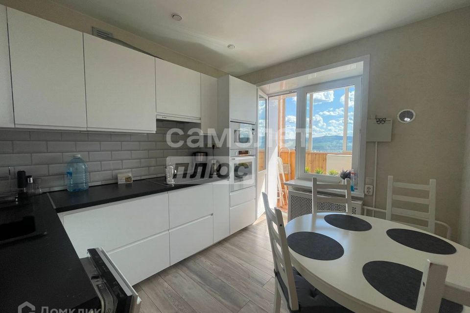 Продаётся 2-комнатная квартира, 64.3 м²