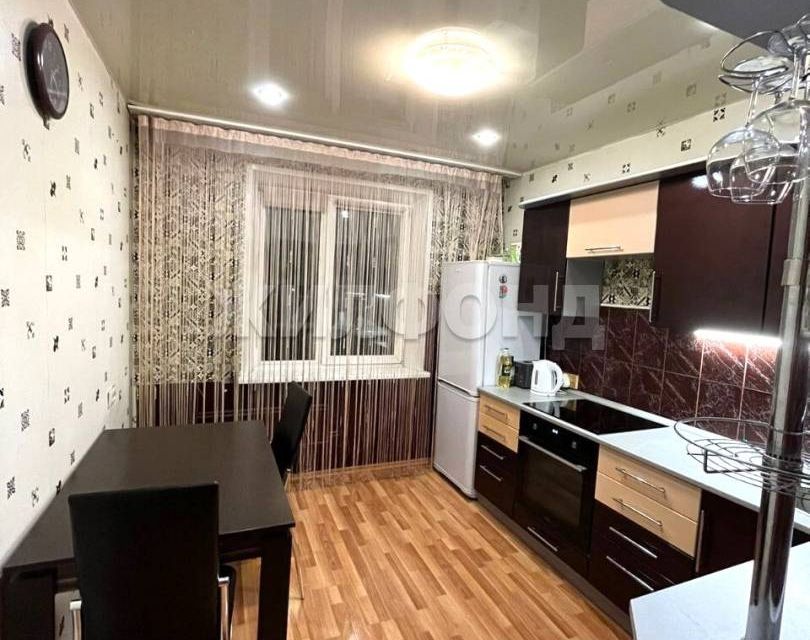 Продаётся 3-комнатная квартира, 65.6 м²