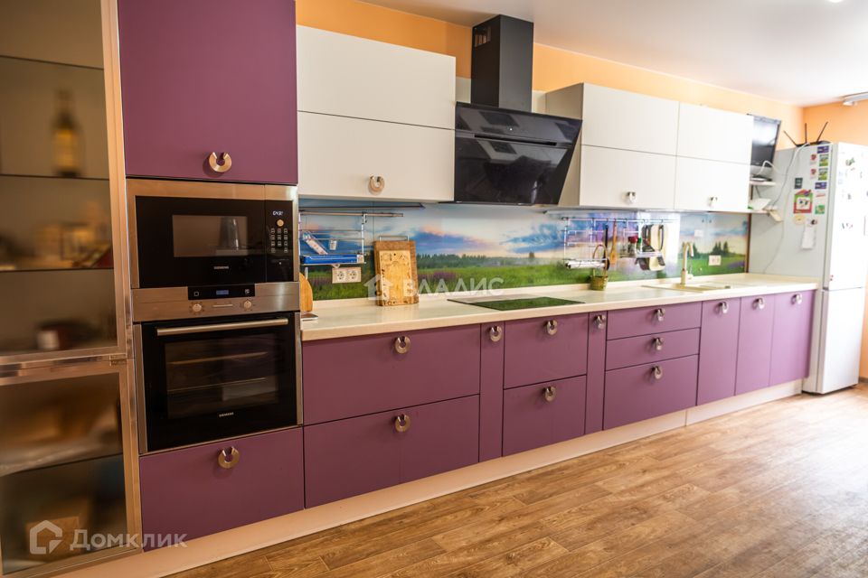 Продаётся 2-комнатная квартира, 61.6 м²