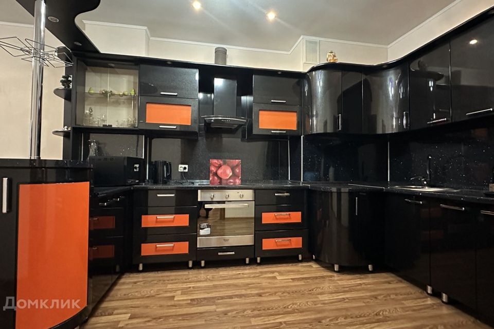 Сдаётся 2-комнатная квартира, 66 м²