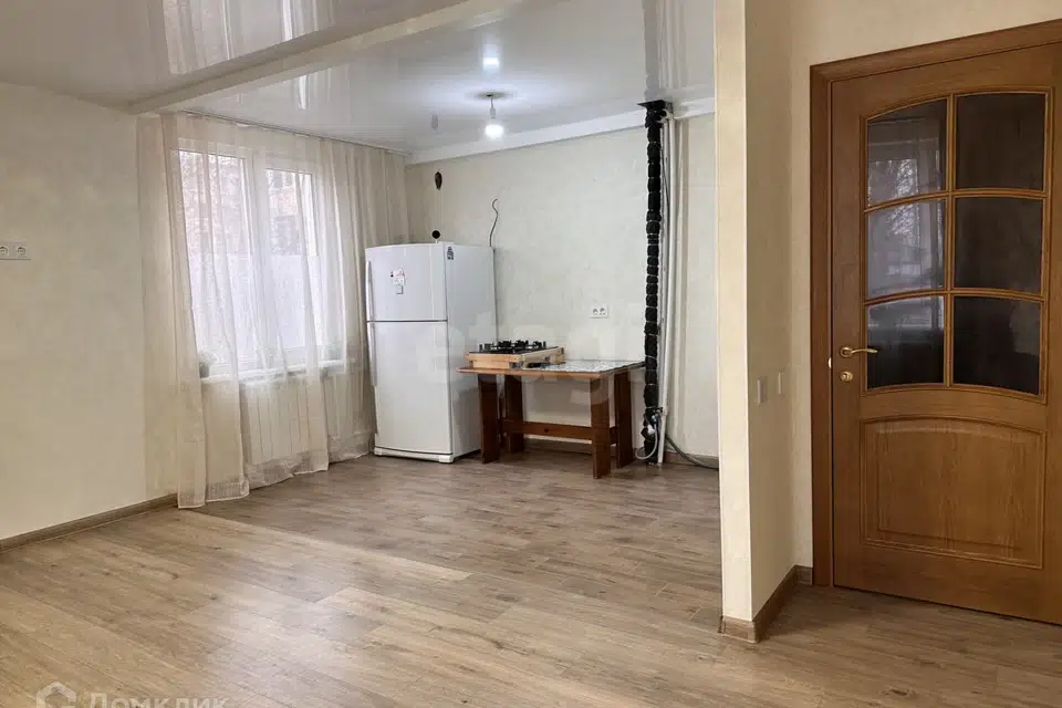 Продаётся 2-комнатная квартира, 42.2 м²