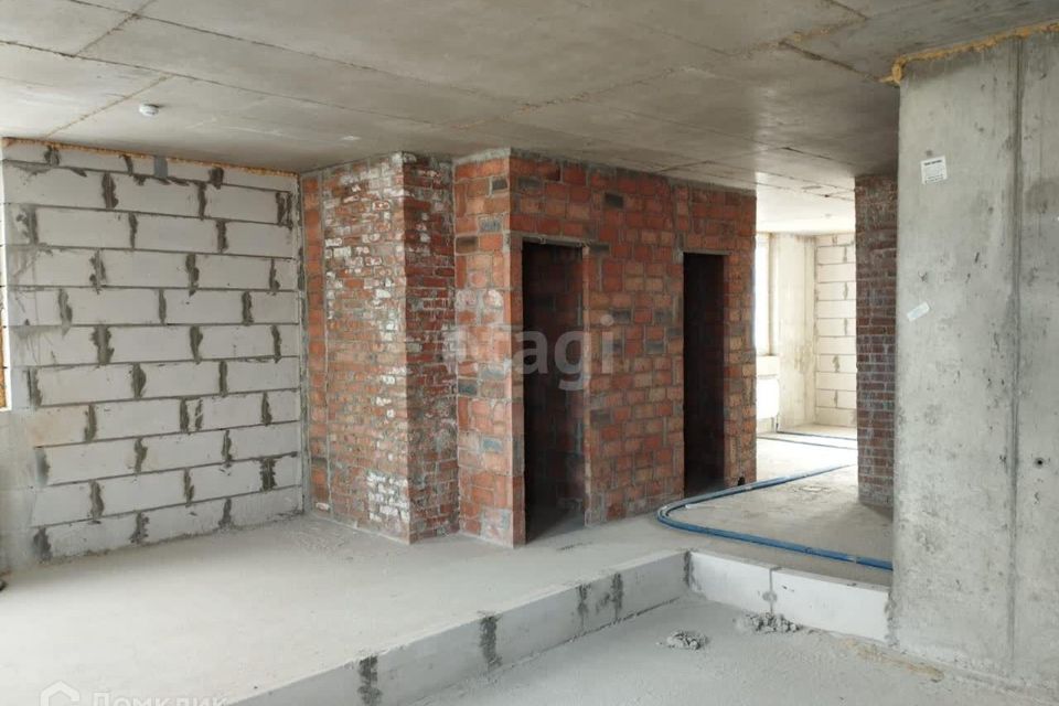 Продаётся 3-комнатная квартира, 81.3 м²