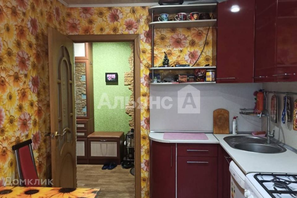 Продаётся 3-комнатная квартира, 63 м²