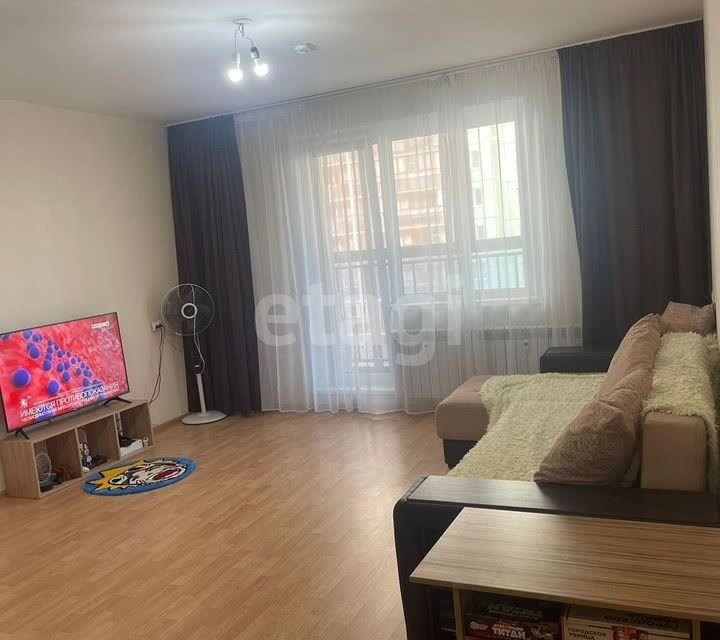 Продаётся 2-комнатная квартира, 61.4 м²