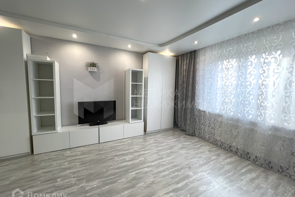 Продаётся 1-комнатная квартира, 43 м²