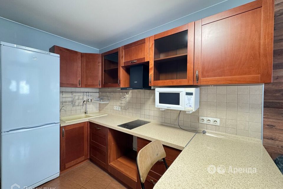 Сдаётся 1-комнатная квартира, 49 м²