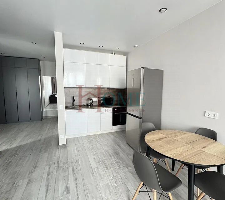Сдаётся 1-комнатная квартира, 53 м²