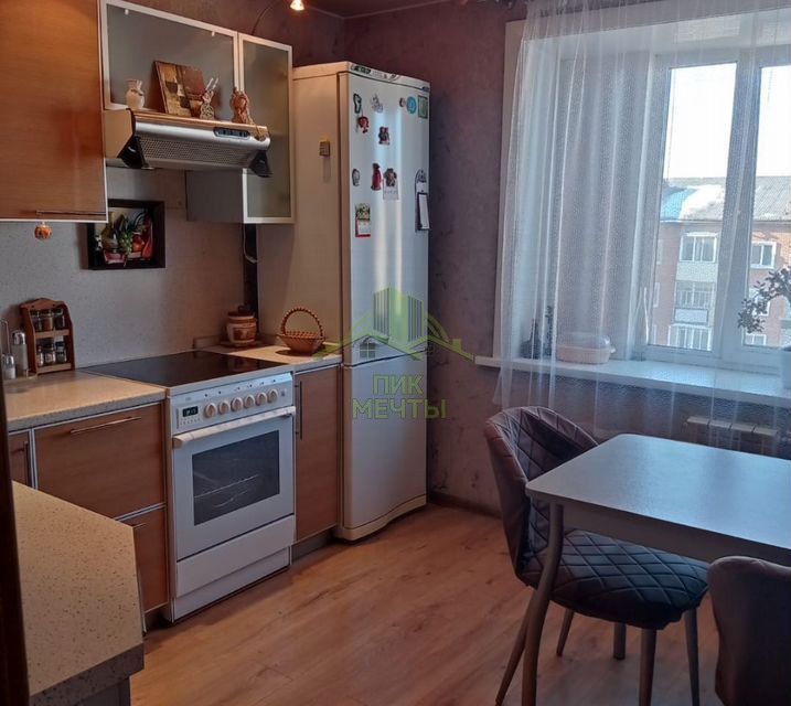 Продаётся 2-комнатная квартира, 49.2 м²
