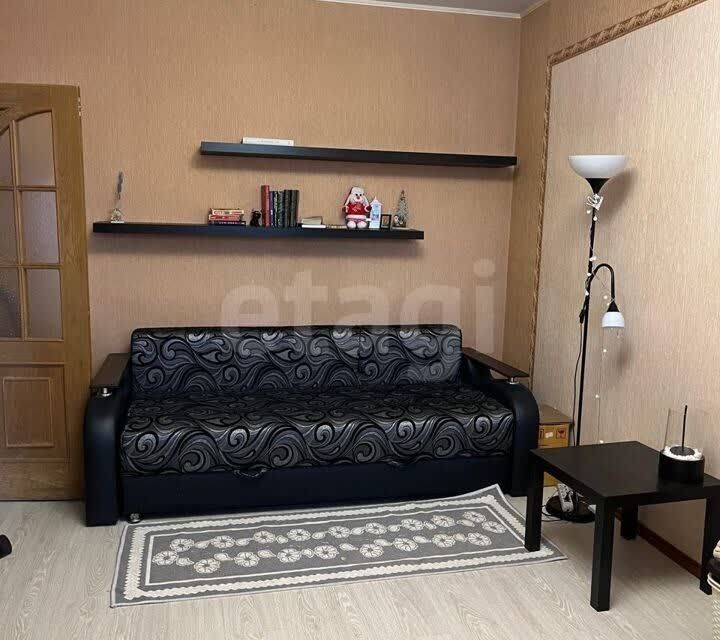 Сдаётся 2-комнатная квартира, 58.3 м²