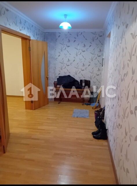 Продаётся 1-комнатная квартира, 53.3 м²
