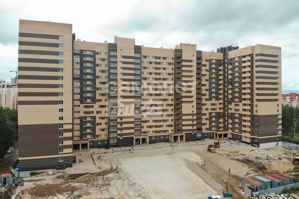 Продаётся 3-комнатная квартира, 96 м²