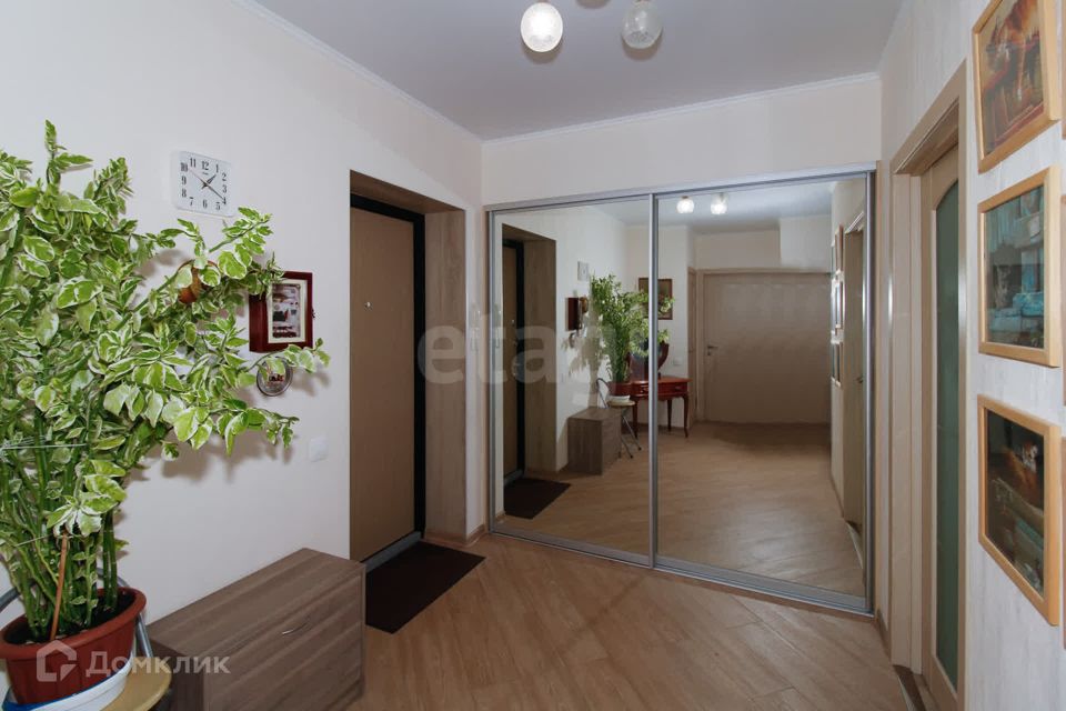 Продаётся 1-комнатная квартира, 54.2 м²