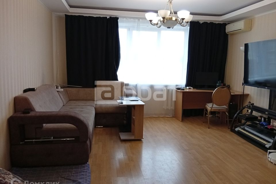 Продаётся 2-комнатная квартира, 65 м²