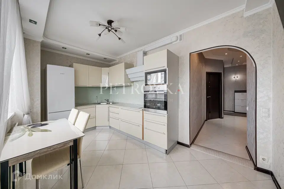 Продаётся 1-комнатная квартира, 44 м²