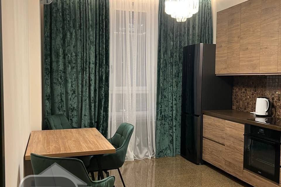 Сдаётся 1-комнатная квартира, 38 м²