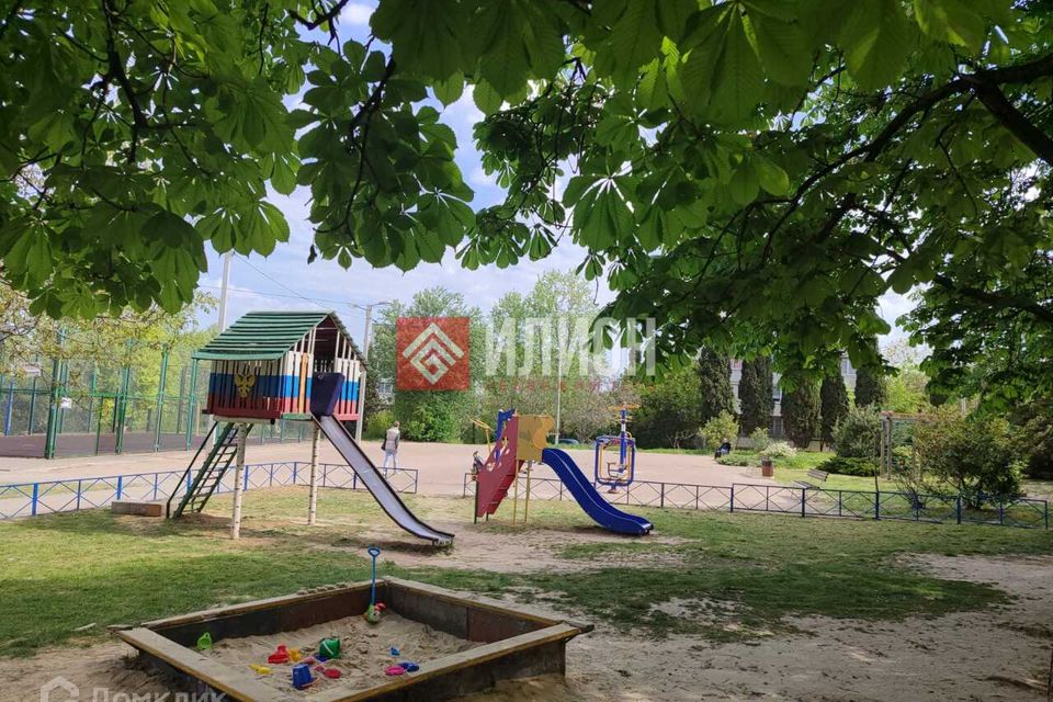 Продаётся 2-комнатная квартира, 45.7 м²