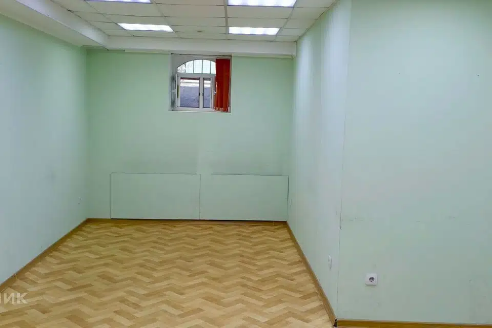 Сдаётся помещение своб. назначения, 158.8 м²