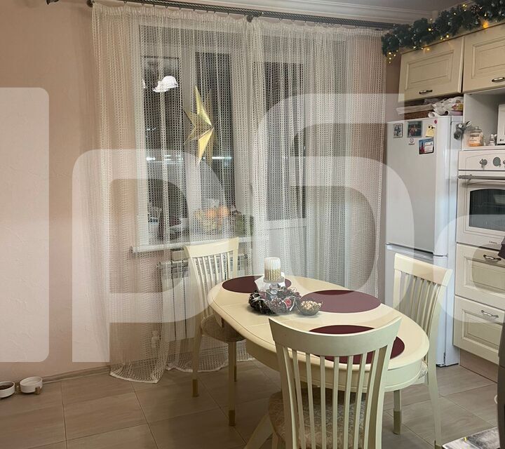 Продаётся 2-комнатная квартира, 60 м²