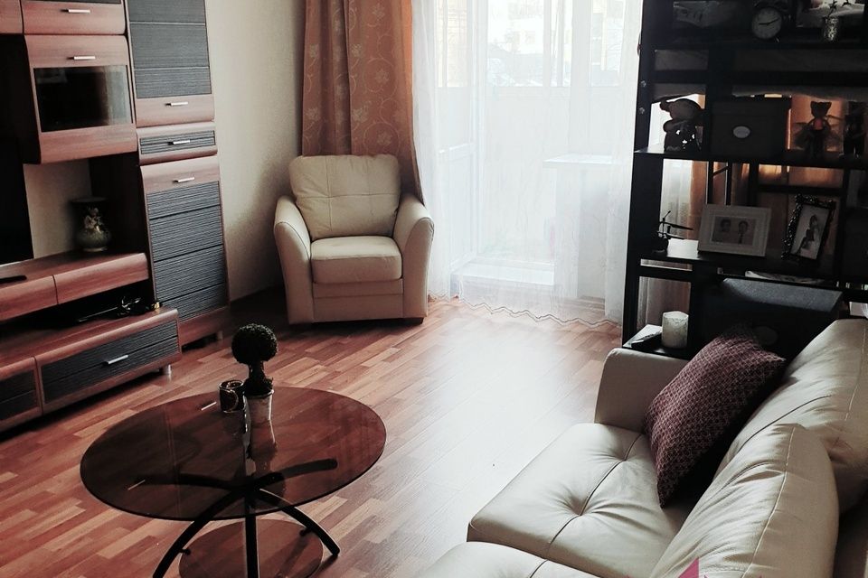 Продаётся 2-комнатная квартира, 57.4 м²