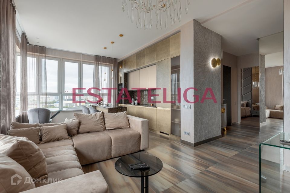 Продаётся 2-комнатная квартира, 77 м²