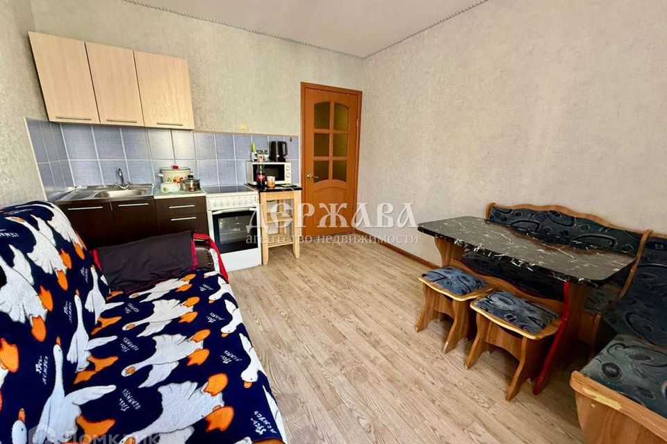 Продаётся 1-комнатная квартира, 36.4 м²