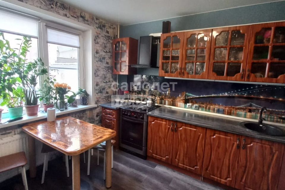 Продаётся 1-комнатная квартира, 39.7 м²