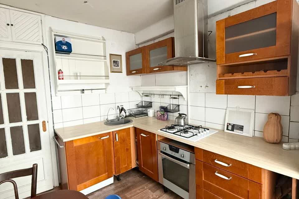 Продаётся 3-комнатная квартира, 61.2 м²
