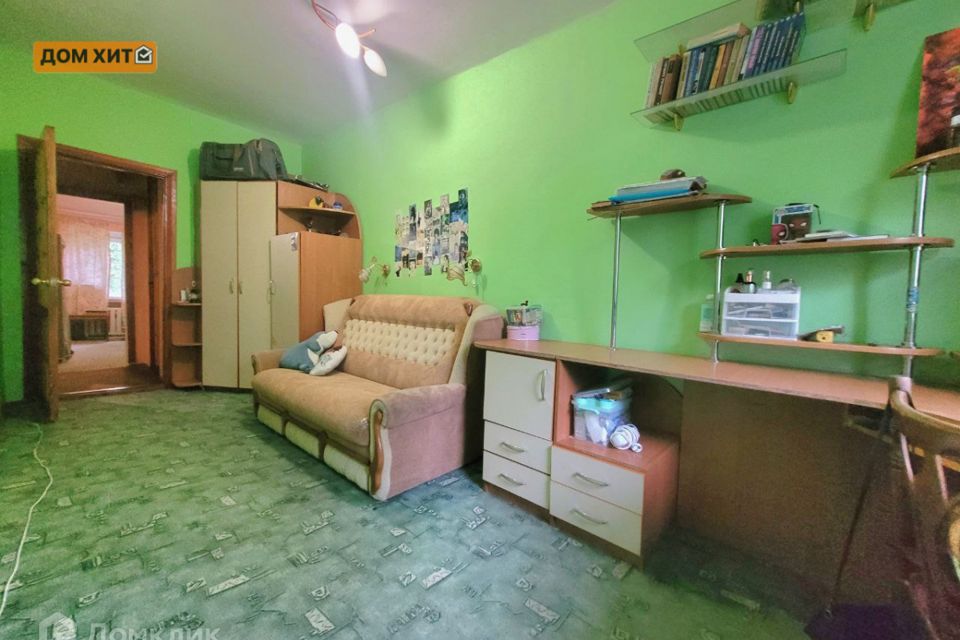Продаётся 3-комнатная квартира, 54.7 м²