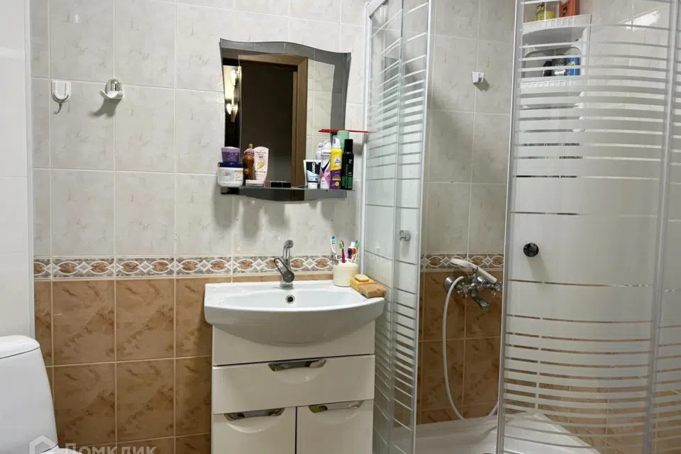 Продаётся 3-комнатная квартира, 61.3 м²