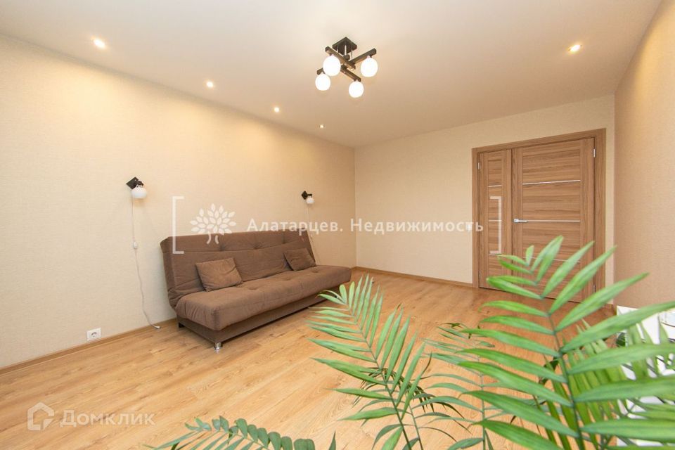 Продаётся 1-комнатная квартира, 43.6 м²