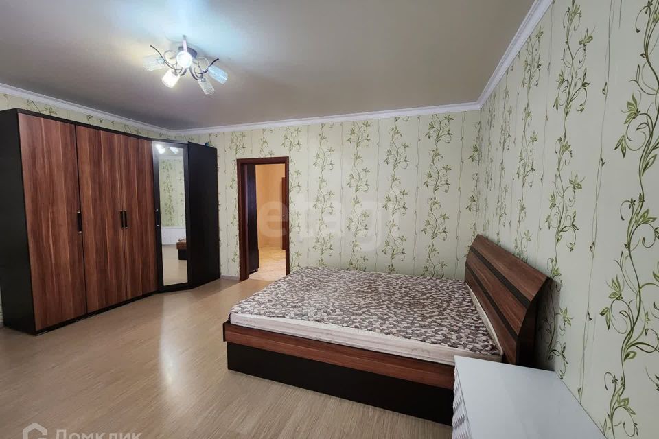 Сдаётся 1-комнатная квартира, 56 м²
