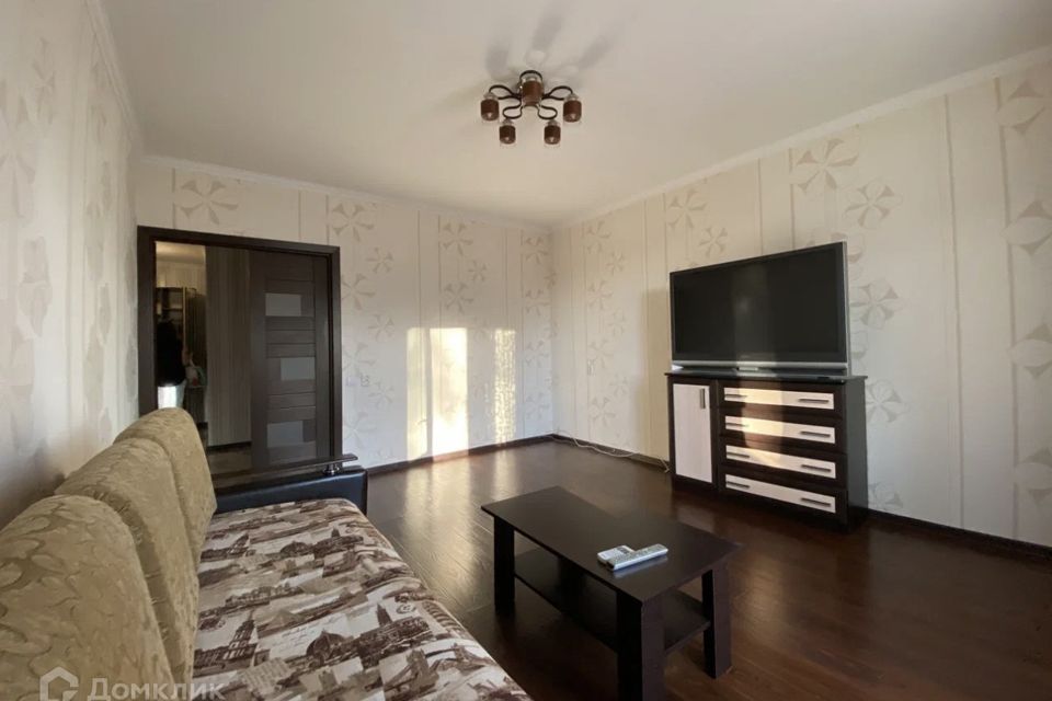 Сдаётся 1-комнатная квартира, 50 м²