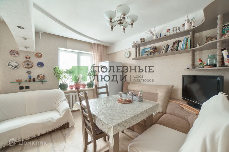 Продаётся 3-комнатная квартира, 55.2 м²