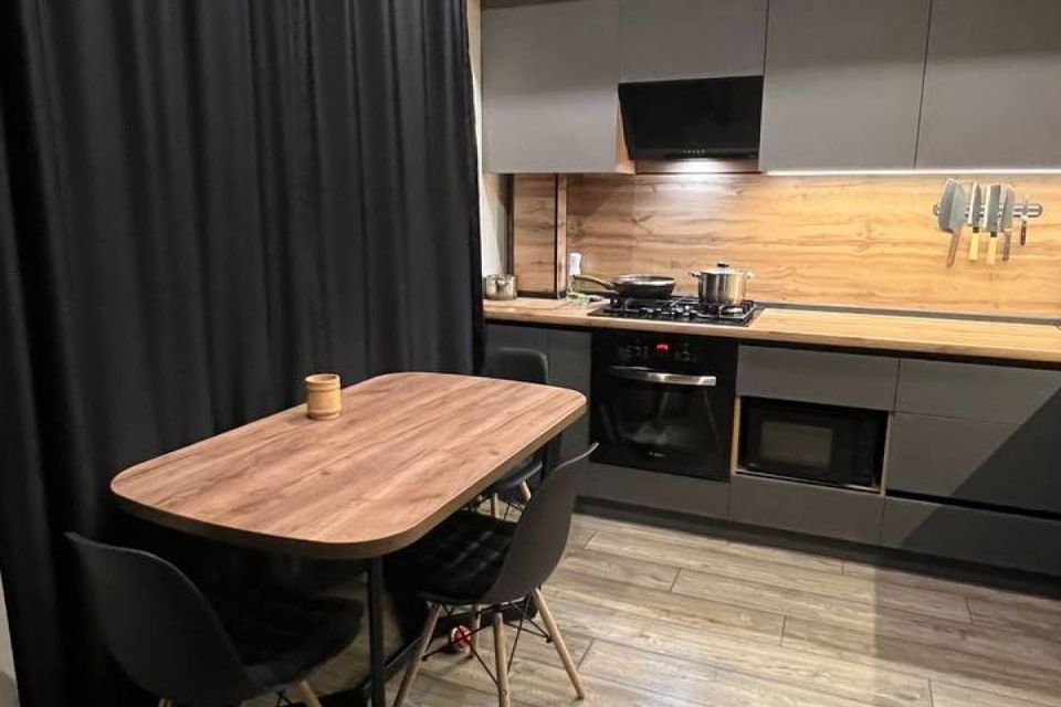 Продаётся 3-комнатная квартира, 78.5 м²