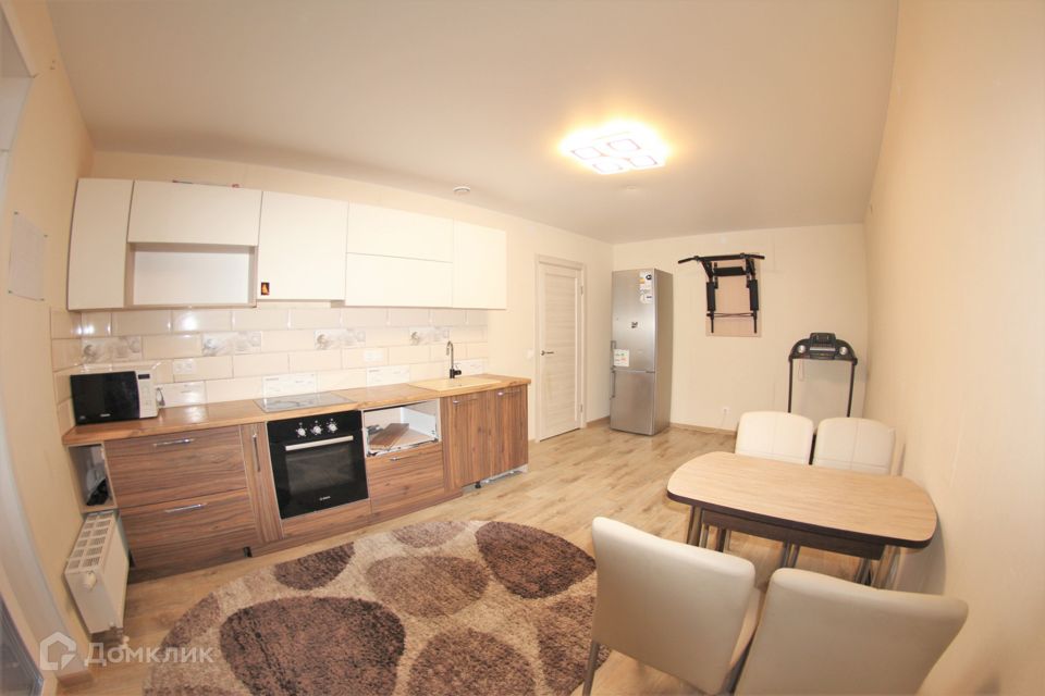 Продаётся 2-комнатная квартира, 61.1 м²
