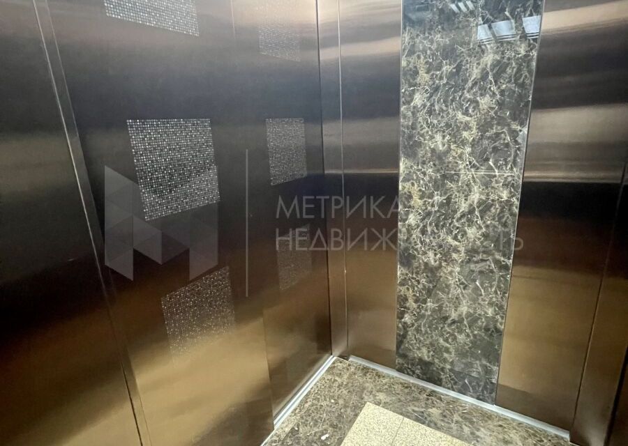 Продаётся 3-комнатная квартира, 139.5 м²