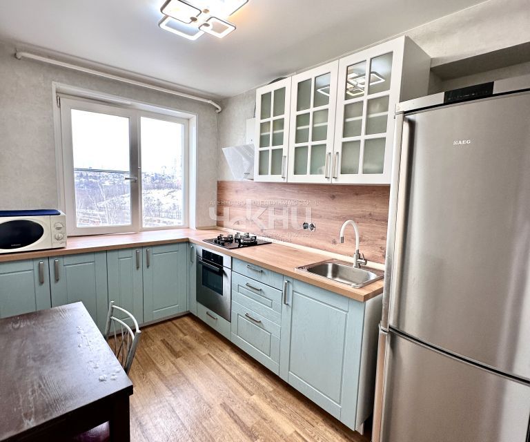 Продаётся 3-комнатная квартира, 51.3 м²