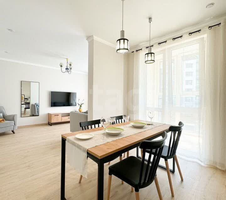 Продаётся 2-комнатная квартира, 55 м²