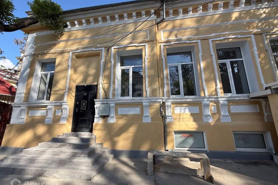 Продаётся 4-комнатная квартира, 105.4 м²